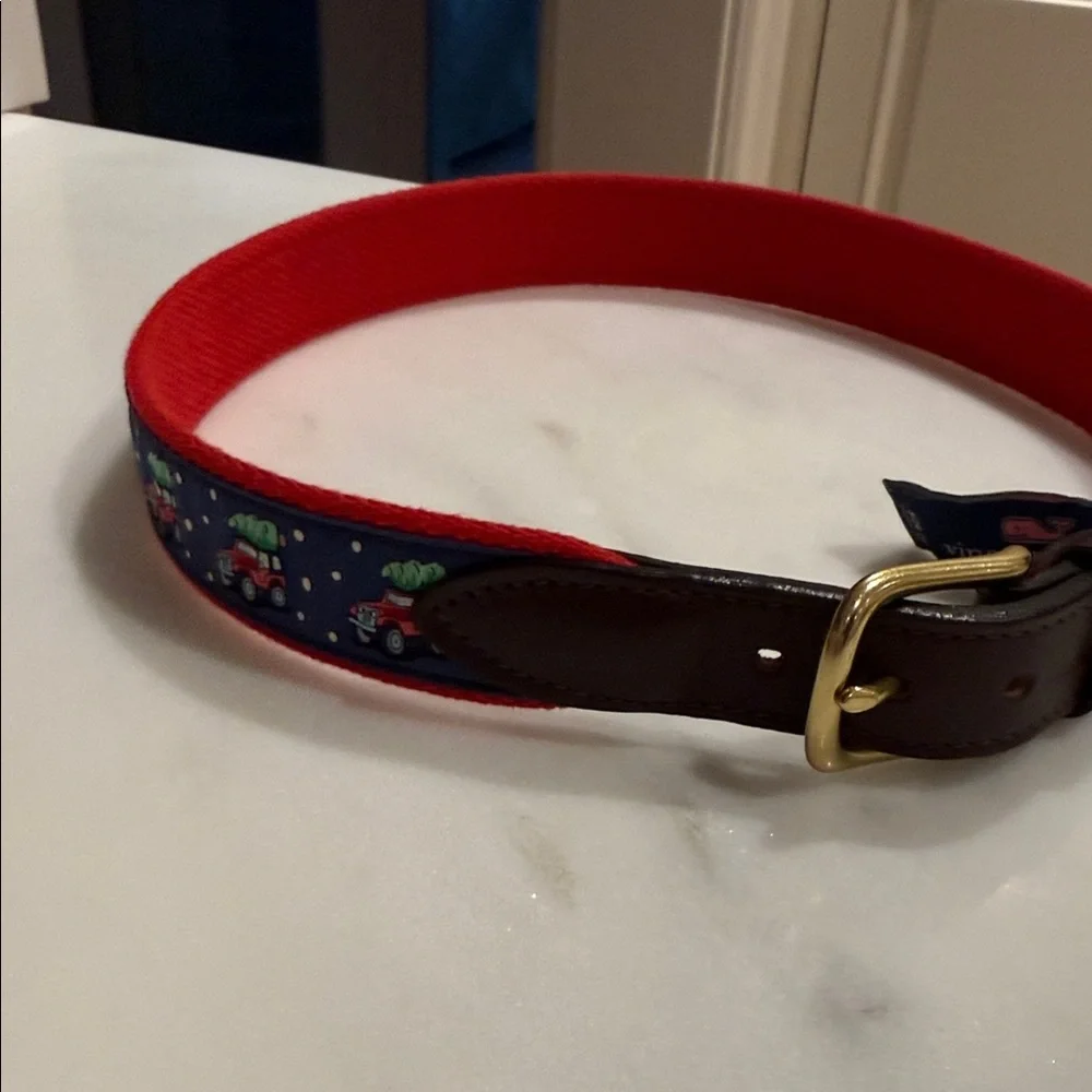 Like New Vineyard Vines Christmas Holiday Belt 28